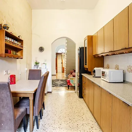 Nyaraló Spirit Of Malta Townhouse With Late Checkout *