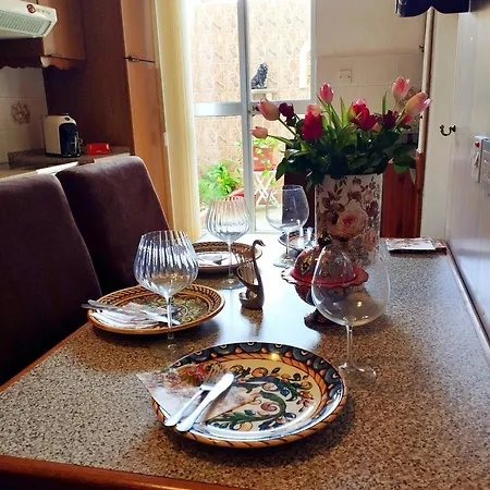 Nyaraló Spirit Of Malta Townhouse With Late Checkout Sliema