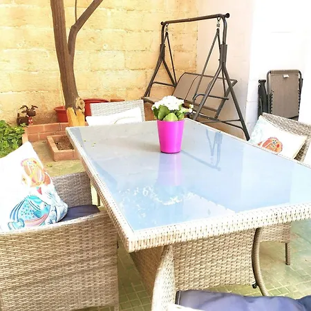 Spirit Of Malta Townhouse With Late Checkout Nyaraló *