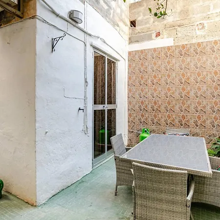 Nyaraló Spirit Of Malta Townhouse With Late Checkout *